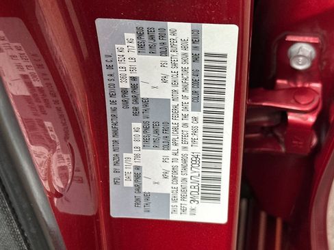 Used 2020 Toyota Yaris XLE image 44