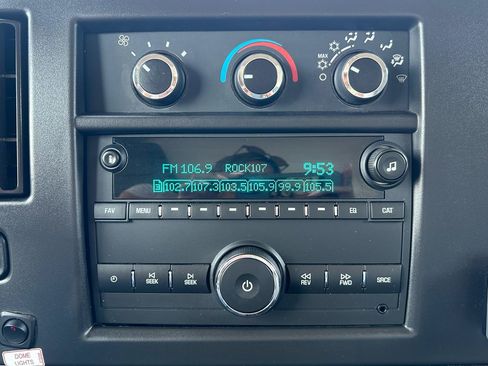 Used 2024 Chevrolet Express 3500 w/ Power Convenience Package RWD image 23