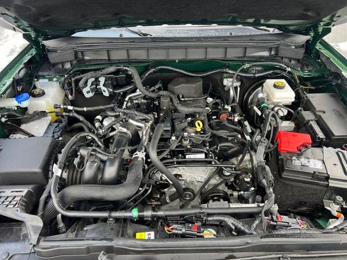 Certified 2024 Ford Bronco Big Bend w/ Sasquatch Package image 27