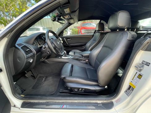 Used 2013 BMW 135i Convertible image 22