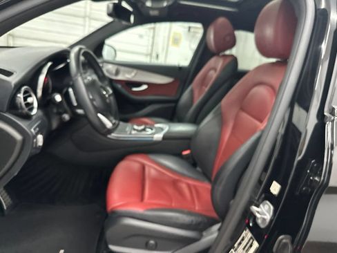 Used 2019 Mercedes-Benz GLC 300 4MATIC Coupe image 21