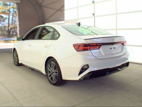 Used 2023 Kia Forte GT-Line w/ GT-Line Premium Package FWD image 3