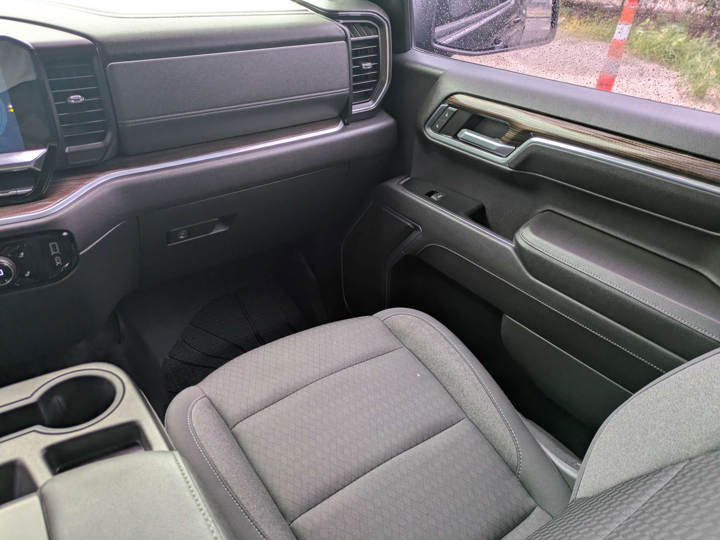 Used 2022 Chevrolet Silverado 1500 RST AWD/4WD image 18