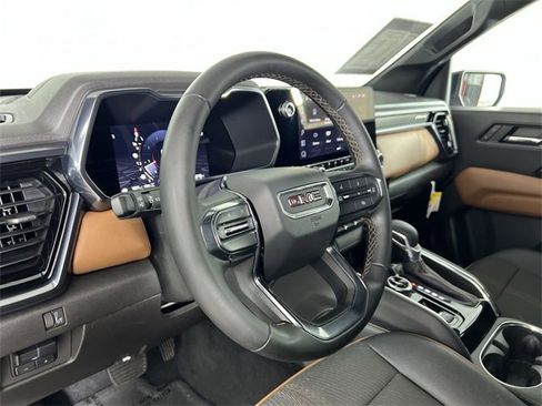 Certified 2023 GMC Canyon AT4 image 34