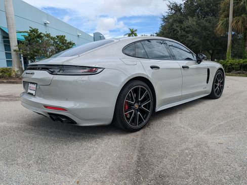 Used 2022 Porsche Panamera GTS w/ Premium Package AWD/4WD image 4