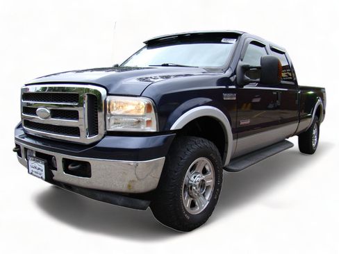 Used 2005 Ford F250 Lariat image 3