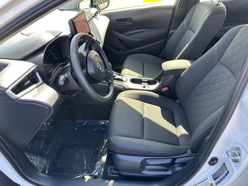Certified 2026 Toyota Corolla LE FWD image 32
