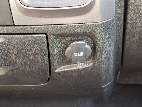 Used 2024 RAM 1500 Classic SLT image 23