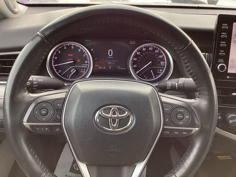 Used 2024 Toyota Camry XLE image 30