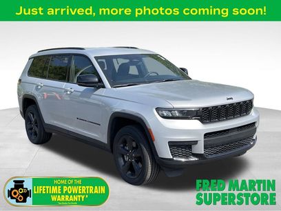 Used 2023 Jeep Grand Cherokee L Laredo