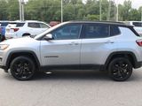 Used 2021 Jeep Compass Latitude image 4
