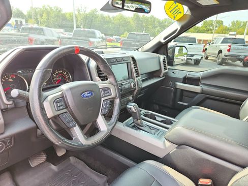 Used 2017 Ford F150 Raptor w/ Equipment Group 802A Luxury AWD/4WD image 11