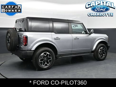 Used 2024 Ford Bronco Outer Banks AWD/4WD image 8