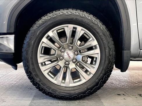 Used 2024 GMC Sierra 1500 SLT w/ SLT Premium Plus Package image 8