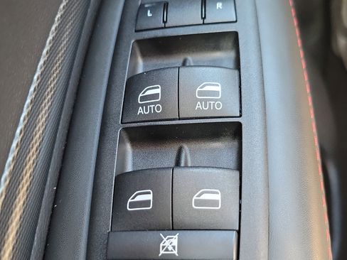 Used 2023 Dodge Durango GT image 15