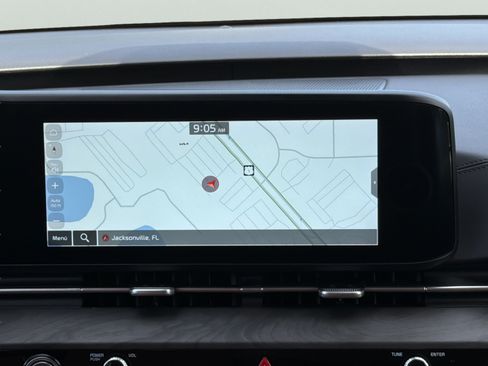 Used 2024 Kia Carnival SX FWD image 11