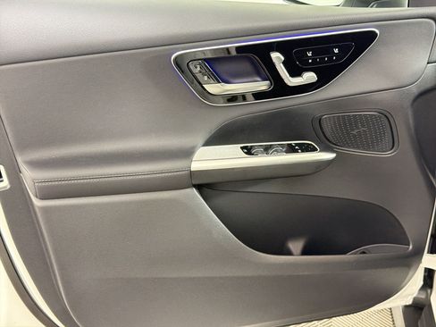 Used 2026 Mercedes-Benz GLC 300 4MATIC image 13
