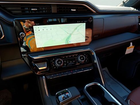 New 2026 GMC Sierra 1500 Denali Ultimate image 15