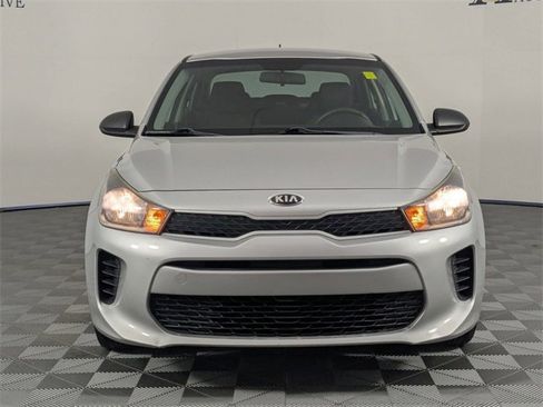 Used 2018 Kia Rio LX image 3