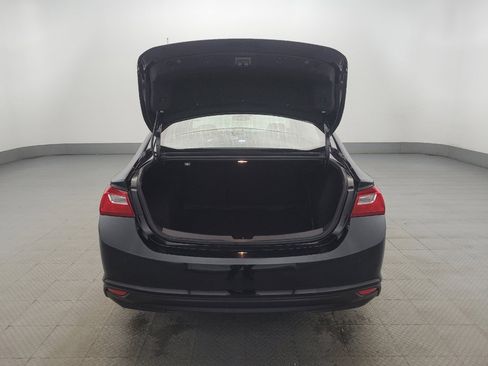 Used 2024 Chevrolet Malibu LT image 29