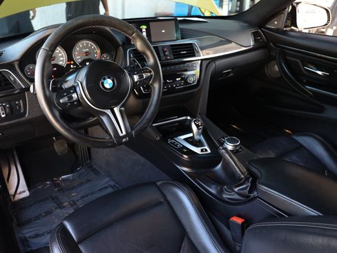 Used 2020 BMW M4 Coupe w/ Competition Package RWD image 6