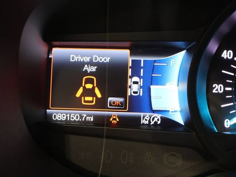 Used 2019 Ford Edge SEL w/ Equipment Group 201A AWD/4WD image 43