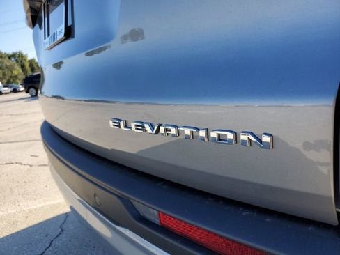 New 2026 GMC Acadia Elevation image 9