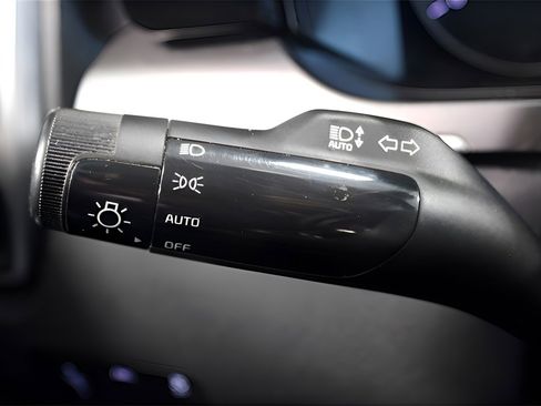 Certified 2022 Kia Sorento LX image 20