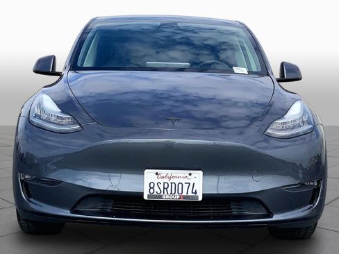 Used 2020 Tesla Model Y Long Range AWD/4WD image 3