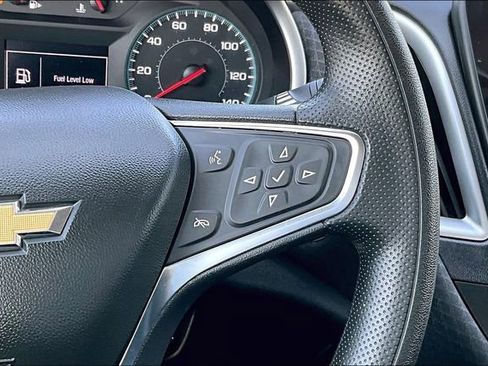 Used 2025 Chevrolet Malibu LT FWD image 12