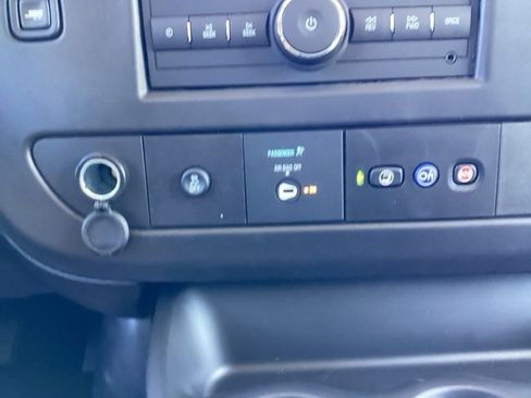 New 2025 Chevrolet Express 2500 w/ Driver Convenience Package image 33