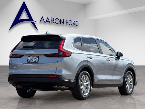 Used 2023 Honda CR-V EX-L image 6
