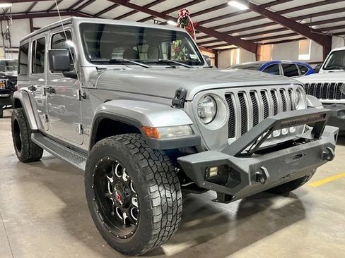 Used 2020 Jeep Wrangler Unlimited Sahara image 1