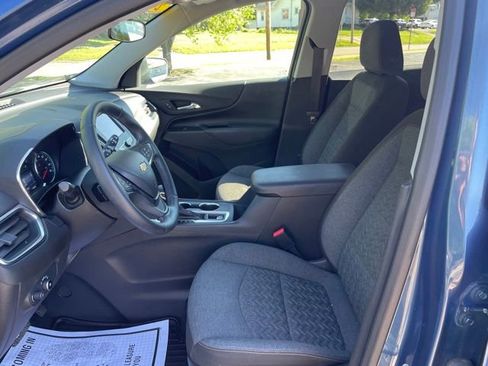 Used 2024 Chevrolet Equinox LT FWD image 12