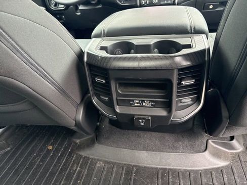 Used 2025 RAM 1500 Big Horn AWD/4WD image 36