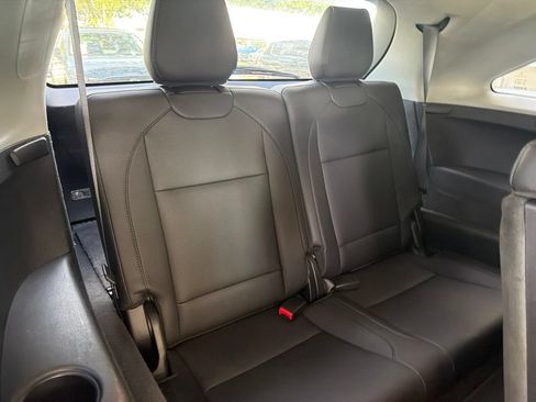 Used 2017 Acura MDX FWD image 23