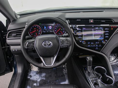 Used 2020 Toyota Camry XSE FWD image 27