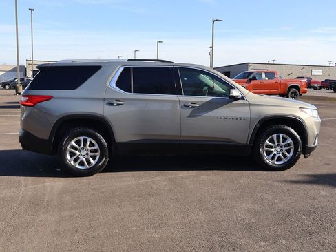 Used 2018 Chevrolet Traverse LT image 8