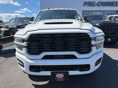 New 2026 RAM 2500 Tradesman AWD/4WD image 2
