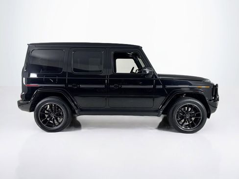 Used 2025 Mercedes-Benz G 550 image 6