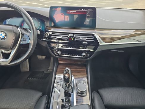 Used 2022 BMW 540i xDrive w/ Convenience Package image 11
