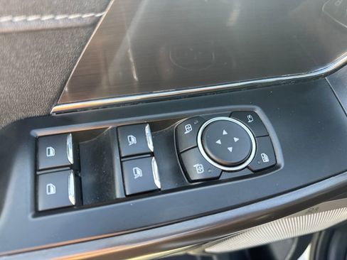 Used 2024 Ford F150 Lariat image 13