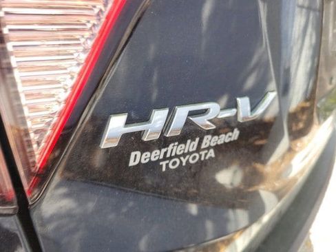 Used 2018 Honda HR-V EX image 6