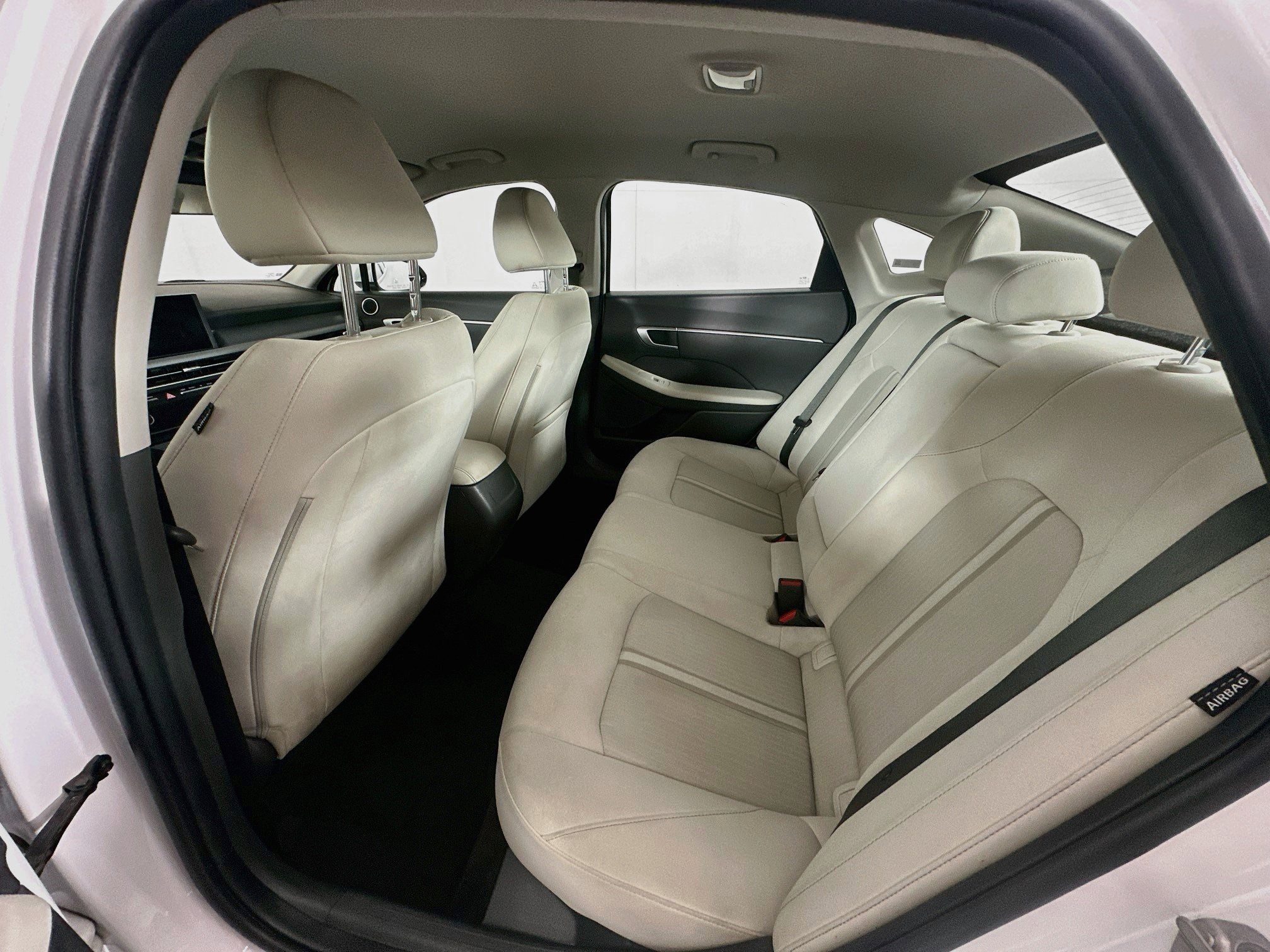 Used 2025 Hyundai Sonata SEL FWD image 26