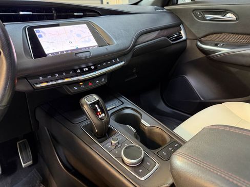Used 2019 Cadillac XT4 Sport w/ Cold Weather Package AWD/4WD image 25