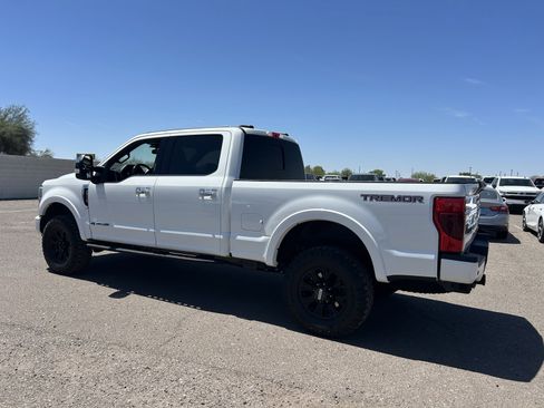 Used 2022 Ford F250 Platinum w/ Tremor Off-Road Package AWD/4WD image 3