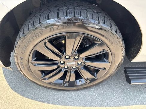 Used 2022 Lincoln Navigator Reserve AWD/4WD image 50