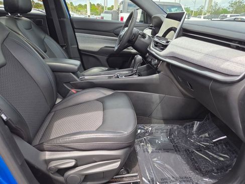 Used 2023 Jeep Compass Latitude w/ Sun and Sound Group image 10