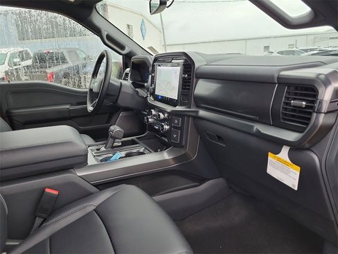 New 2025 Ford F150 Lariat w/ Equipment Group 501A Mid image 31