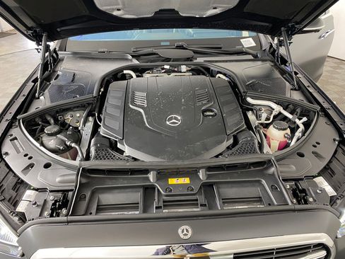 New 2026 Mercedes-Benz S 580 4MATIC Sedan image 32